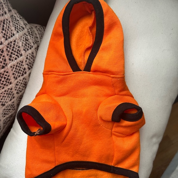 Pumpkin Sweater - Picture 2 of 2